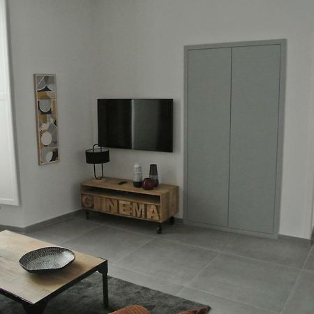 Urban Luxury Apartment Салерно Екстер'єр фото