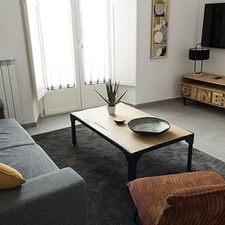 Urban Luxury Apartment Салерно Екстер'єр фото