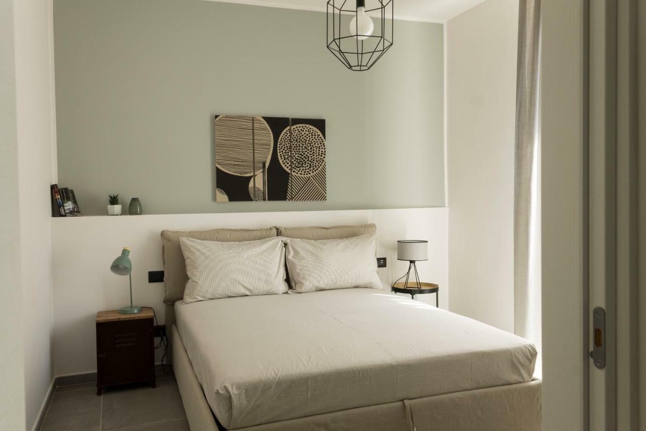 Urban Luxury Apartment Салерно Екстер'єр фото